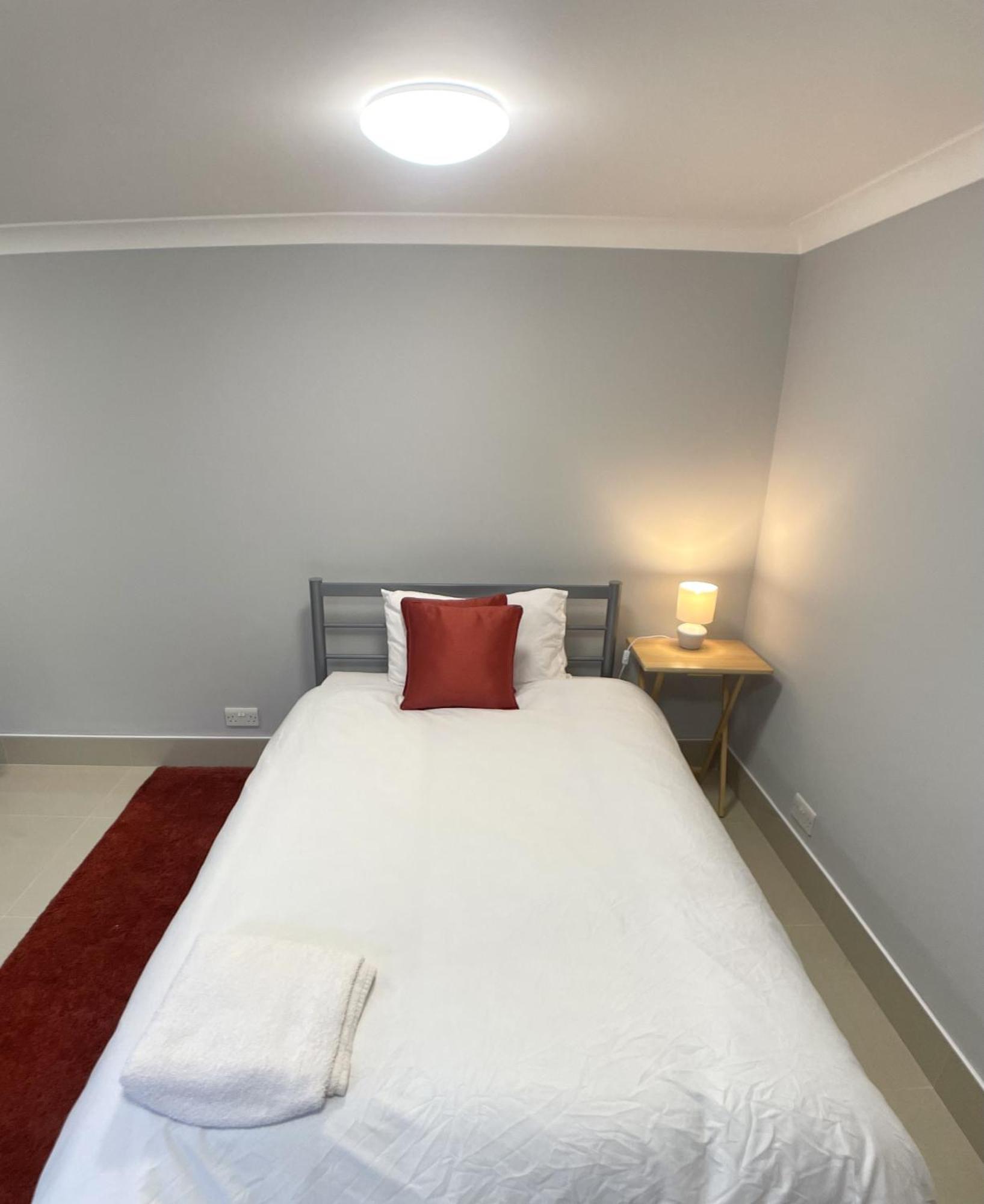 Richmond House Hotel Slough Kamer foto